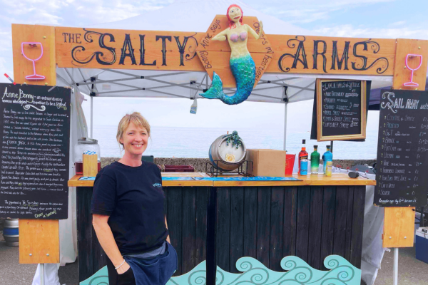 The Salty Arms mobile bar